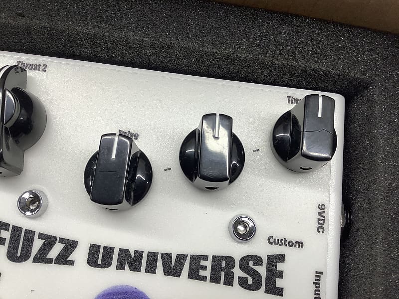 Majik Box FUZZ UNIVERSE FU-2（中古）【楽器検索デジマート】