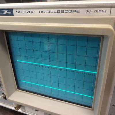 Iwatsu SS-5702 dual trace 20Mhz Oscilloscope. Repair tube