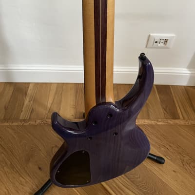 Tobias Killer B 6 strings 1993 - Purple image 5