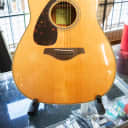 Yamaha FG820L Folk Acoustic Guitar with Solid Spruce Top LeftHanded - Floor Model