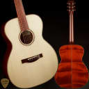 Santa Cruz OM Custom - Old Growth German Spruce & Ancient Kauri