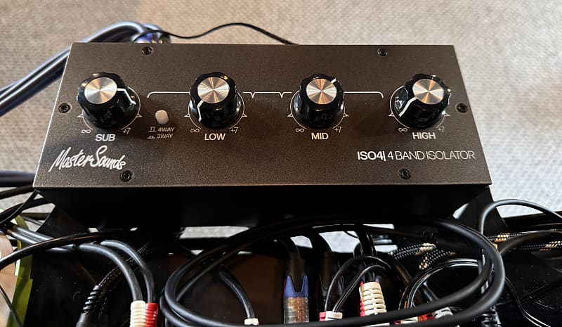 Video: MasterSounds ISO 4 4-Band Isolator Demonstration.