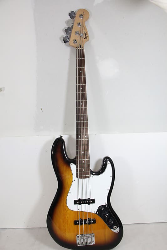 fender squier j bass 4 string