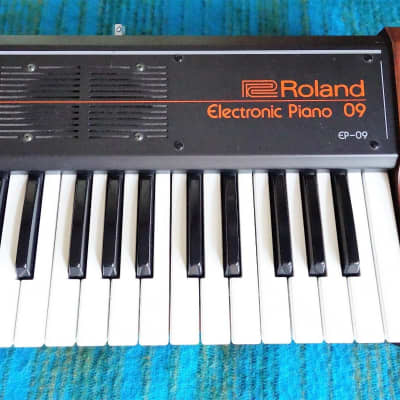 Roland EP-09 61-Key Electronic Piano