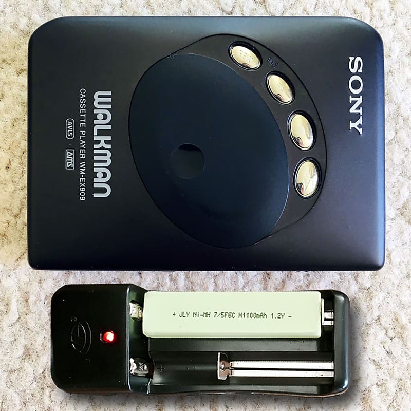 SONY WM-EX909 Walkman Cassette Player, Excellent Black ! Working ! image 1