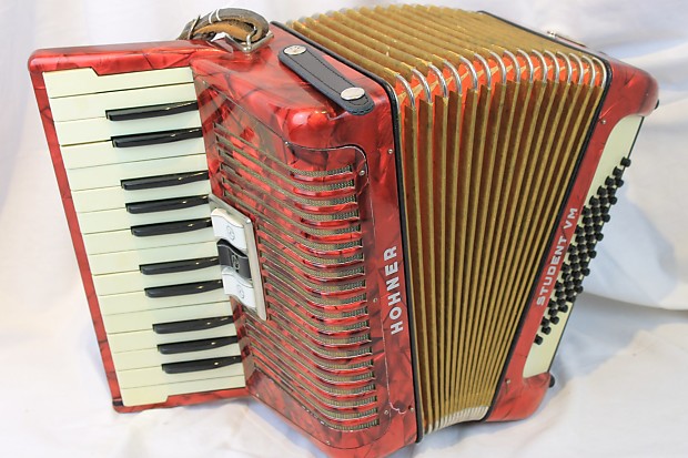 Hohner student 2 piano accordion top