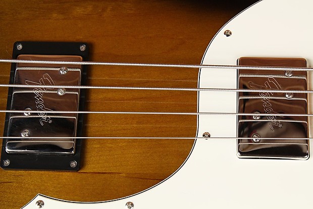 生産終了 Fender ModernPlayer TelecasterBass 生産終了 Fender