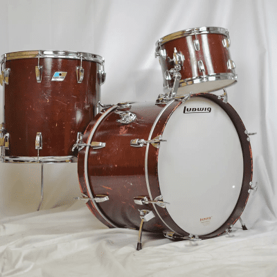 Ludwig No. 987  "Super Beat" Outfit 9x13 / 16x16 / 14x20" Drum Set (3-Ply) 1969 - 1976