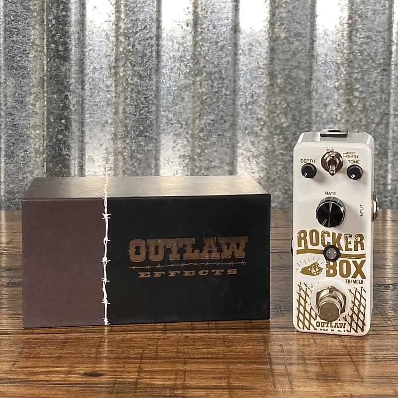 Outlaw Effects Rocker Box