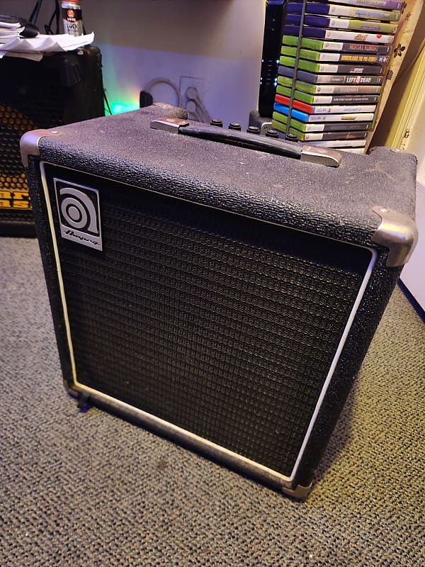 Ampeg BA-108 25-Watt 1x8