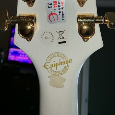 Epiphone Wildkat Royale w/ Bigsby Pearl White image 2