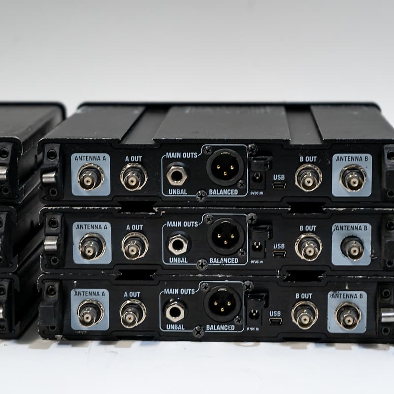 Line 6 XD-V75 - 2.4GHz Digital Wireless Systems - Set of 9 with 3