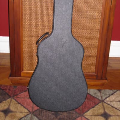 1970s Ventura Dreadnought HS Case for 6 or 12 string acoustic guitar (NO guitar) black ext/gold int image 3