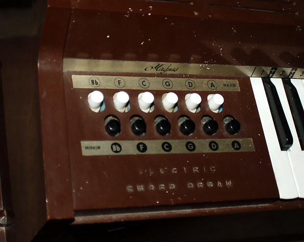 1960s magnus deals electric chord organ