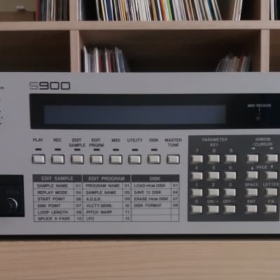 Akai S900 Sampler Serviced & Gotek with USB