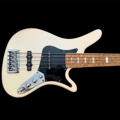 Carvin Sb5000 5 String Bass Guitar | Reverb Deutschland