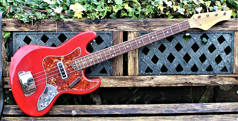 Teisco short outlet scale bass