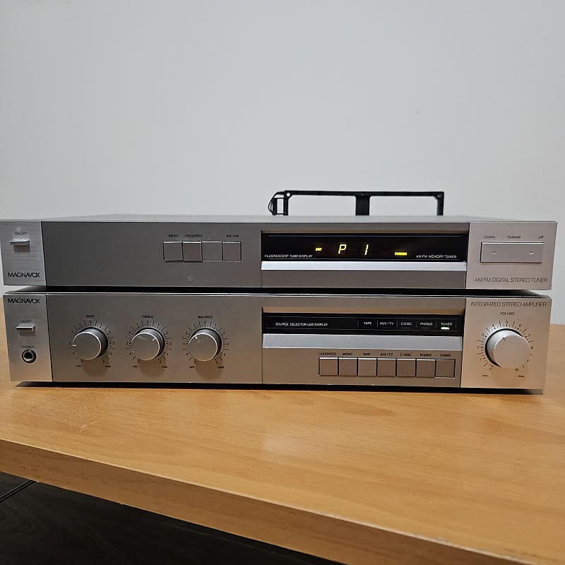 Magnavox Integrated Amplifier + Digital Tuner - Made in | Reverb