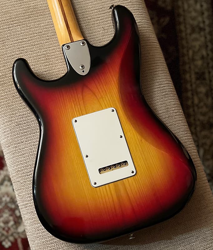 Tokai Silver Star SS-80 - UPGRADED! Ash Body, Bare Knuckle