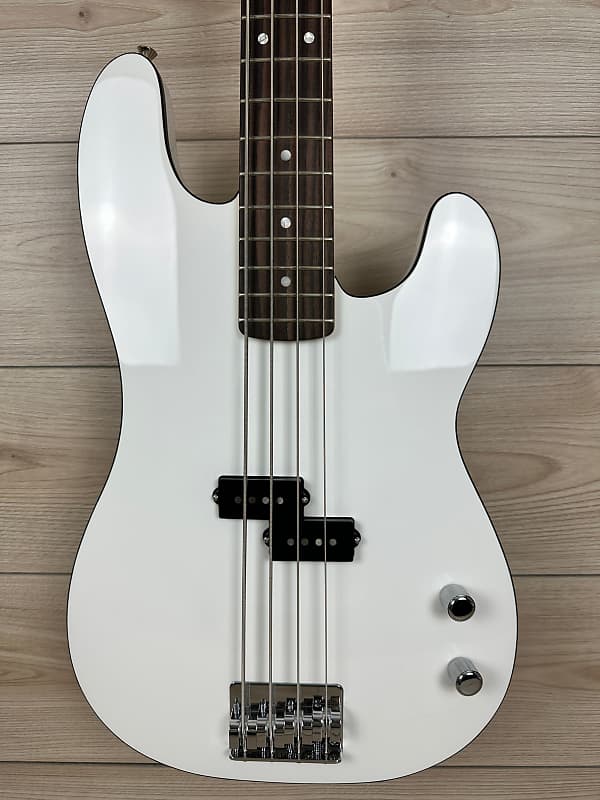 Fender Made in Japan Aerodyne Special Precision Bass, Bright White image 1