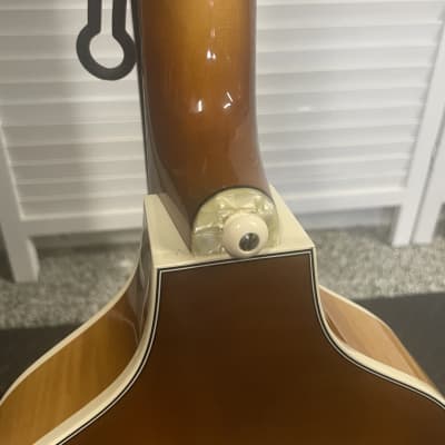 Hofner '62 RI 500/1 "Left Handed" German Bass Guitar image 6