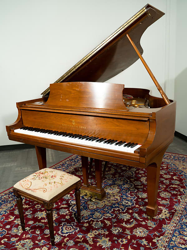 1990 Steinway 5'7" Model M Grand Piano | Satin Walnut image 1