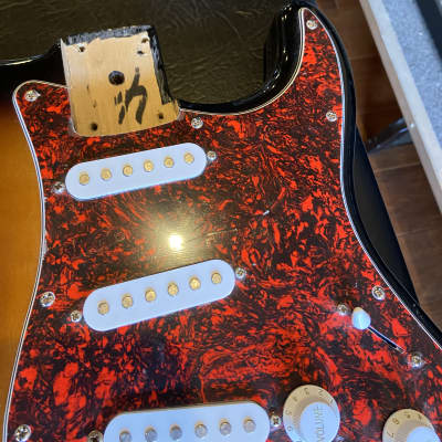 Squier Stratocaster Loaded Body image 5