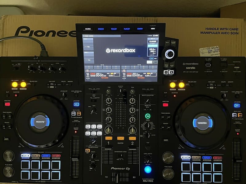 Pioneer DJ XDJ-RX3 Digital DJ System 