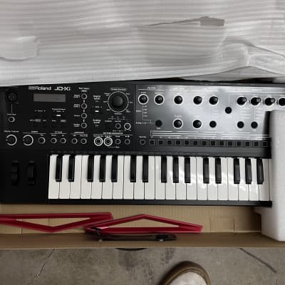 Roland JD-Xi 37-Key Analog/Digital Crossover Synthesizer - Black w/ custom wood side panels