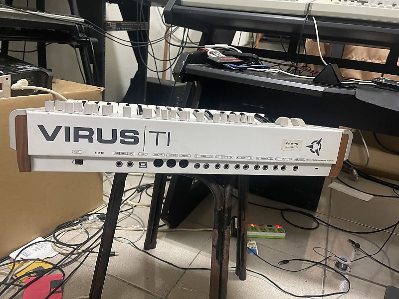 Access Virus TI2 Polar 37-Key Digital Synthesizer