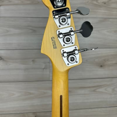 Fender Made in Japan Aerodyne Special Precision Bass, Bright White image 11
