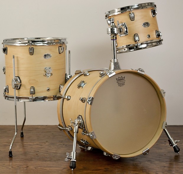 Maxwell deals drum shop
