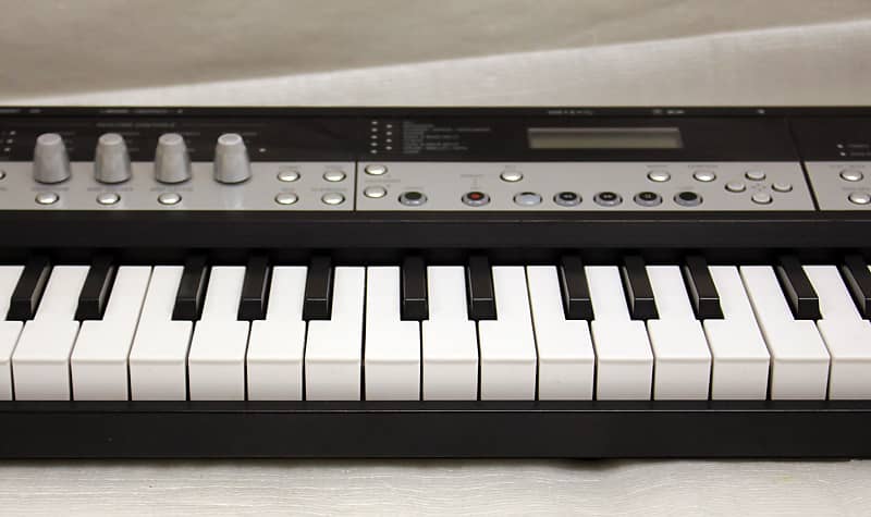 Korg Micro Station MW1 - 61-Key Natural Touch Mini Keyboard | Reverb