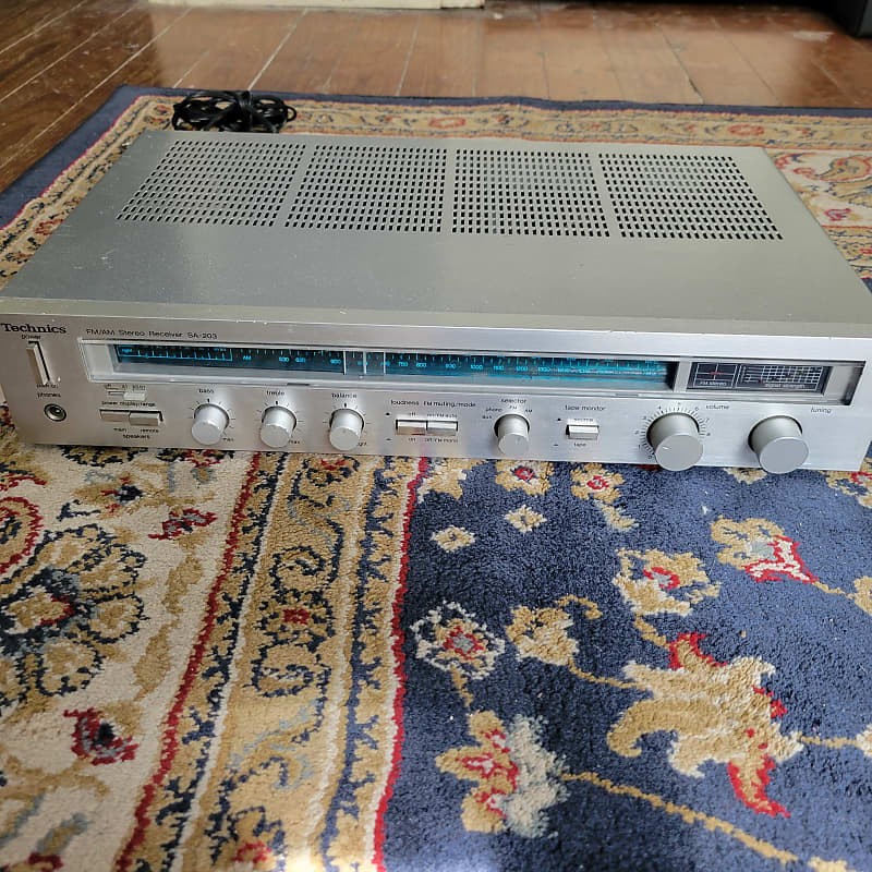 Technics SA-203 1982 - Silver | Reverb