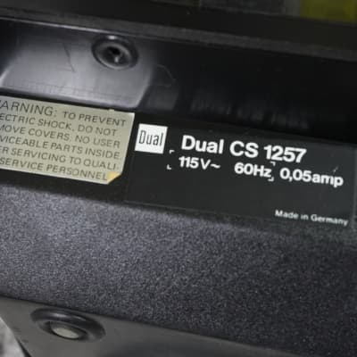 Dual / United Audio belt drive turntable 1257 1970's original walnut case image 4