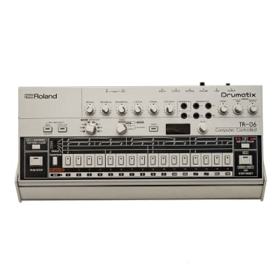 Roland TR-06 Drumatix Drum Machine w/ Box x4274 (USED)