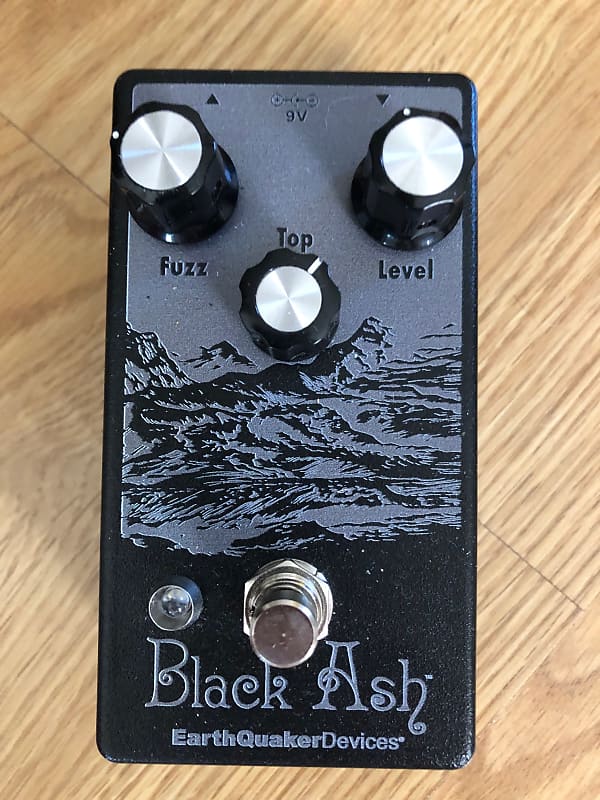 ギター EarthQuaker Devices Black Ash 2018 EarthQuaker Black Ash Endangered Fuzz Limited-Edition