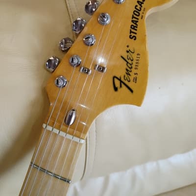 Fender Stratocaster with Maple Fretboard 1981 Black image 15