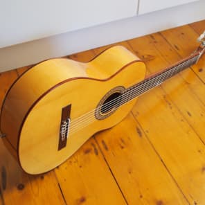 Manuel rodriguez c3f flamenco guitar best sale