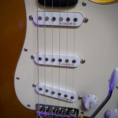 Los Gatos Guitars Model-S #LG1152 Gold Metallic image 7