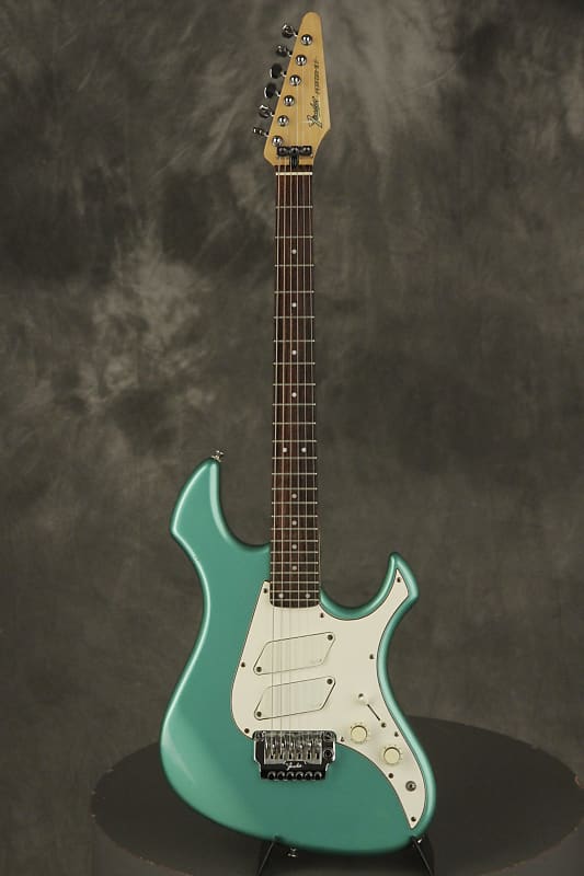 mid 1980's Fender PERFORMER MIJ made in Japan EMERALD MIST METALLIC!!!