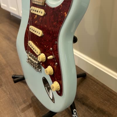 Custom Stratocaster-Partscaster 2024 - 67' Mustang Arcadian Blue image 4