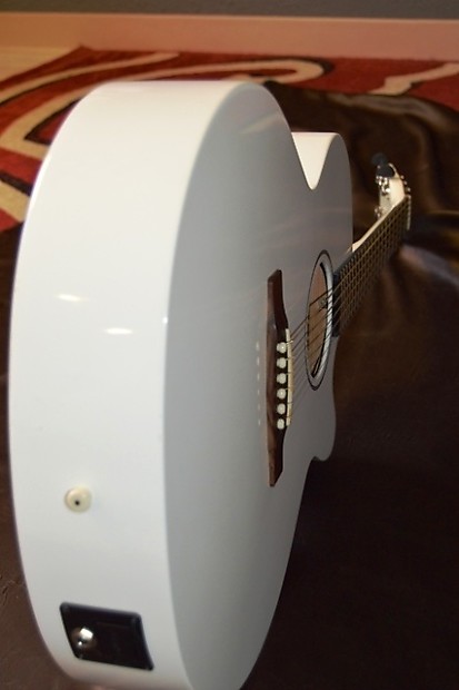 Cort SFX1F-AW with Fishman Electronics & gigbag 2013 Arctic