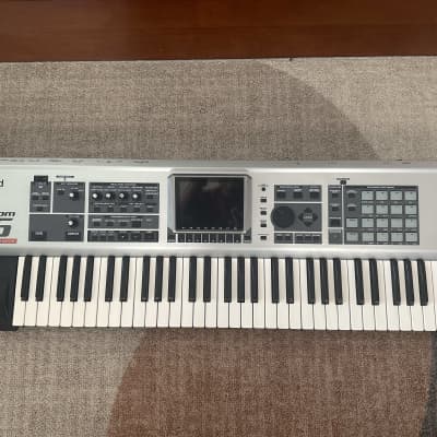 Roland Fantom-X6 61-Key Workstation Keyboard 2004 - 2008 - Silver