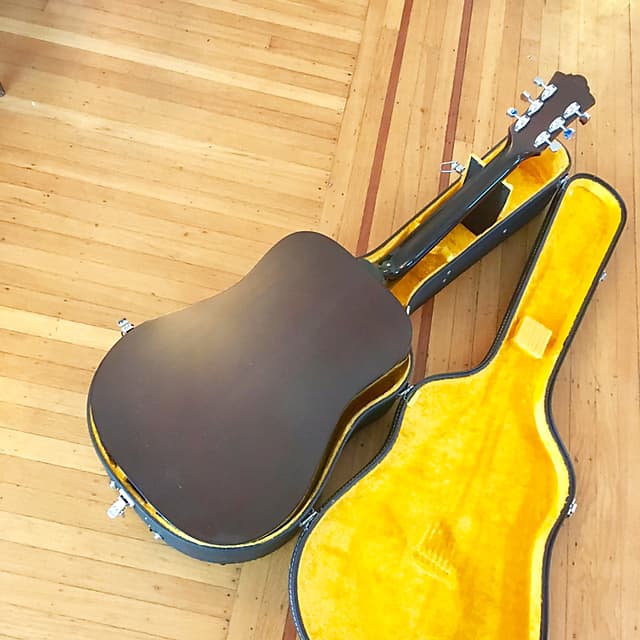 Guild D35-nt acoustic guitar 1977 Mahogany & spruce d-35