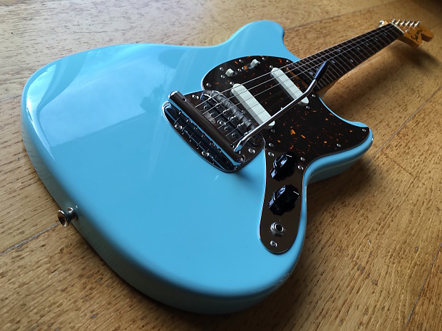Fender Mustang '69 Reissue MIJ Sonic Blue | Reverb Fender Mustang '69 Reissue MIJ Sonic Blue | Reverb