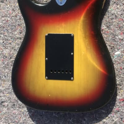 Fender Stratocaster 1976 Sunburst Maple fingerboard image 9
