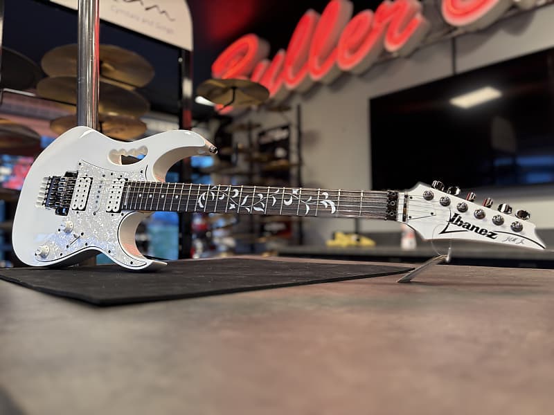 Ibanez JEM555 Steve Vai Signature | Reverb