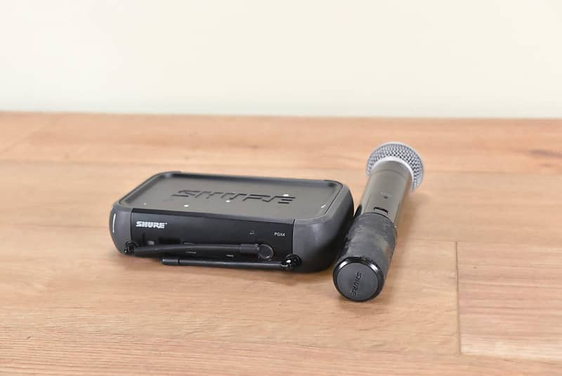 Shure PGX24/SM58 Wireless Handheld System - J6 Band (NO POWER SUPPLY)  CG00ZGH