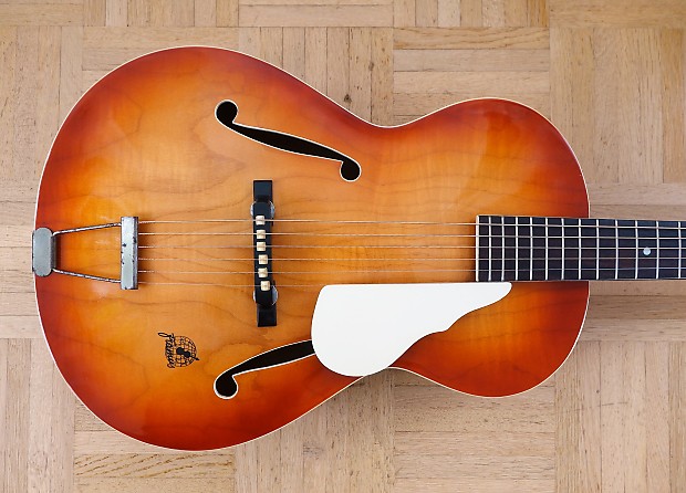 Framus 5/51 Studio 1961 small archtop guitar - made in